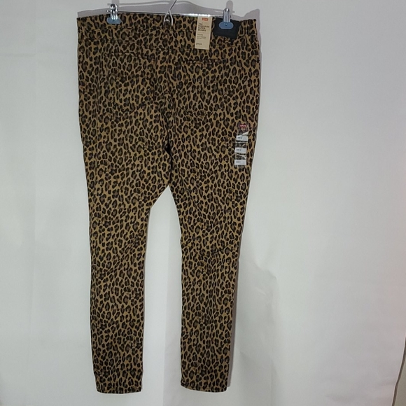 Pants - Picture 2 of 4